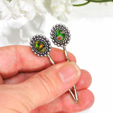 Green Bobby Pin, Green Hair Beads, Beaded Bobbies, Green Bobbies, Beaded Bobby Pin, Green Hair Pins, Handmade